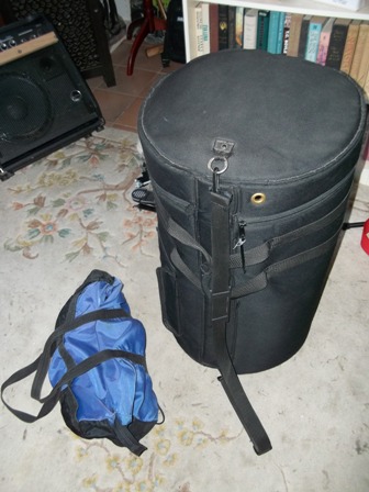 Both kits still fit into two bags so it's an easy trip from the car to the stage and back again.